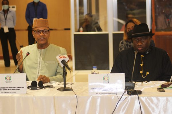 Goodluck Jonathan e Ibn Chambas dissecam os desafios  políticos e securitários na África Ocidental